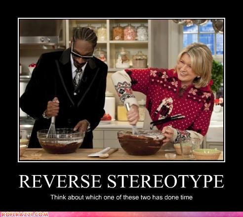 http://roflrazzi.files.wordpress.com/2010/02/celebrity-pictures-snoop-dogg-stewart.jpg